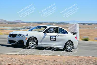 media/Oct-18-2025-Extreme Speed (Sat) [[d6d7e1fef1]]/Group 4 Orange/Session 2 (Turn 3)/